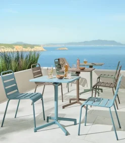 Table de jardin carrée pliante GARRY