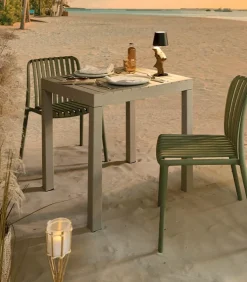 Table de jardin carrée TESLIN
