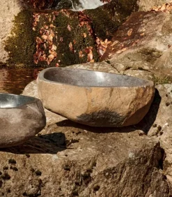 Vasque à poser arrondie PIERRE DE RIVIERE